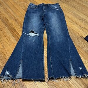 Risen Classic Blue Flare Jeans with Distressed Details 5/27
Distressed